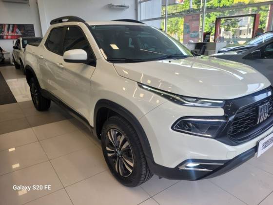 FIAT TORO 1.3 TURBO 270 FLEX FREEDOM AT6 FIAT TORO 1.3 TURBO 270 FLEX FREEDOM AT6